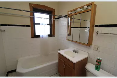 1728 W Juneway Terrace #2E, Chicago, IL 60626 - Photo 5