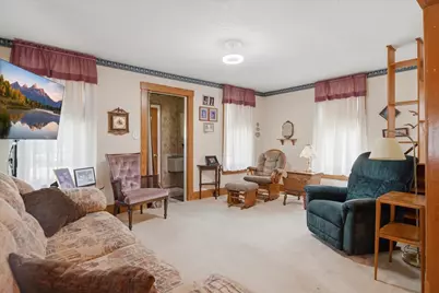 709 Institute Boulevard, Dixon, IL 61021 - Photo 5