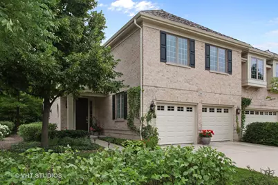 2269 Royal Ridge Drive, Northbrook, IL 60062 - Photo 1