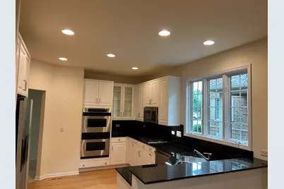 2269 Royal Ridge Drive, Northbrook, IL 60062 - Photo 5