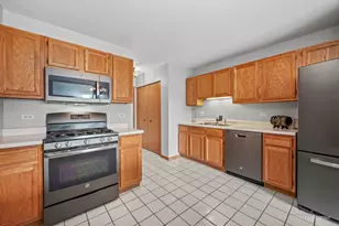 5613 W Von Ave, Monee, IL 60449 - Photo 7