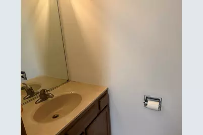 699 Canterbury Drive, Hanover Park, IL 60133 - Photo 7