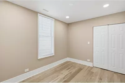2939 N Hamlin Avenue, Chicago, IL 60618 - Photo 21
