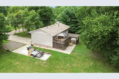 18864 Pioneer Street, Bloomington, IL 61705 - Photo 33