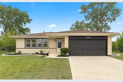 [Address not provided], Country Club Hills, IL 60478 - Photo 1