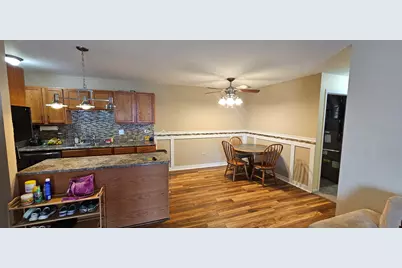 893 Golf Course Road #8, Crystal Lake, IL 60014 - Photo 5