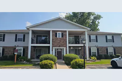 893 Golf Course Road #8, Crystal Lake, IL 60014 - Photo 1