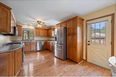 7259 N Odell Avenue, Chicago, IL 60631 - Photo 13