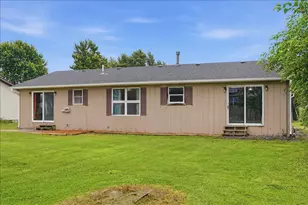 203 W Nissen Stigen, Lee, IL 60530 - Photo 21