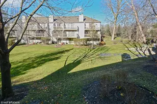 1560 N St Marks Pl, Palatine, IL 60067 - Photo 11