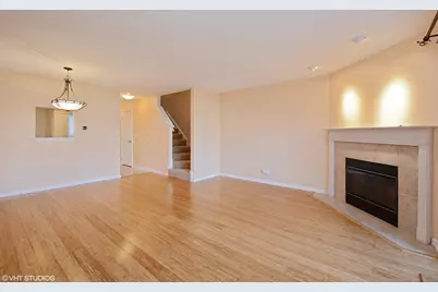 1560 N Saint Marks Place, Palatine, IL 60067 - Photo 3