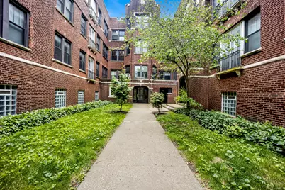 1235 W Greenleaf Avenue #2N, Chicago, IL 60626 - Photo 1