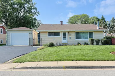 113 Siesta Road, Carpentersville, IL 60110 - Photo 1