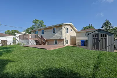 113 Siesta Road, Carpentersville, IL 60110 - Photo 5