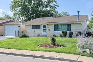 113 Siesta Rd, Carpentersville, IL 60110 - Photo 3