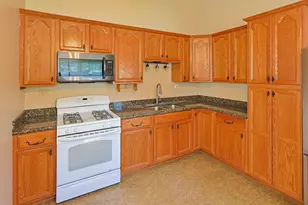 113 Siesta Rd, Carpentersville, IL 60110 - Photo 17