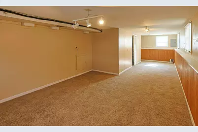113 Siesta Road, Carpentersville, IL 60110 - Photo 21