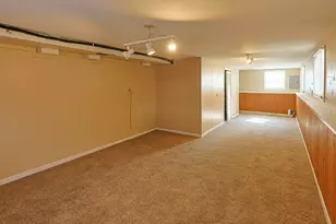 113 Siesta Rd, Carpentersville, IL 60110 - Photo 21