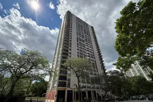 1355 N Sandburg Terrace, Chicago, IL 60610 - Photo 1