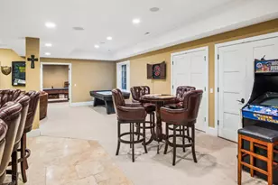 1300 Abington Cambs Dr, Lake Forest, IL 60045 - Photo 23
