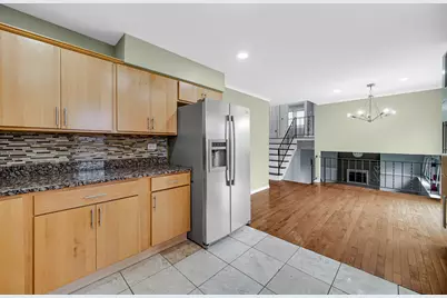 915 Wampum Court, Carol Stream, IL 60188 - Photo 9