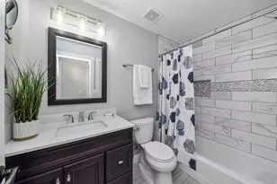 2067 Childs Ct, Wheaton, IL 60187 - Photo 11