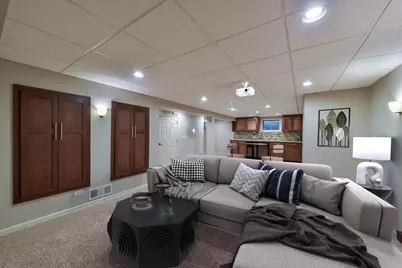 2067 Childs Court, Wheaton, IL 60187 - Photo 15