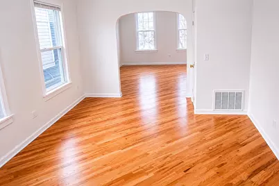 1851 N Fairfield Avenue, Chicago, IL 60647 - Photo 11