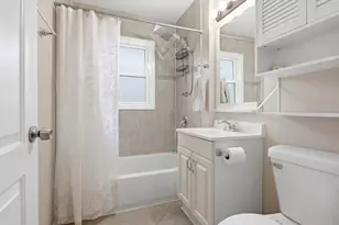 1451 Suffolk Ave, Westchester, IL 60154 - Photo 17