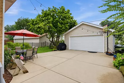 1451 Suffolk Avenue, Westchester, IL 60154 - Photo 35