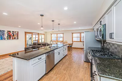 105 Mendon Lane, Schaumburg, IL 60193 - Photo 13