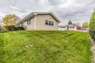 105 Mendon Ln, Schaumburg, IL 60193 - Photo 41