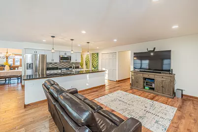 105 Mendon Lane, Schaumburg, IL 60193 - Photo 5