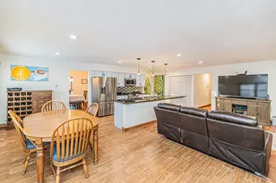 105 Mendon Ln, Schaumburg, IL 60193 - Photo 9