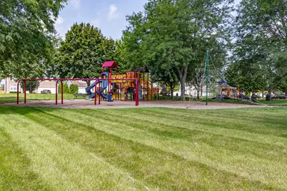 1208 Halifax Drive, Mundelein, IL 60060 - Photo 51