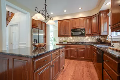 1208 Halifax Drive, Mundelein, IL 60060 - Photo 17