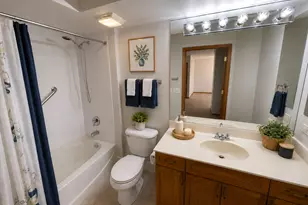 365 Graceland Ave, Des Plaines, IL 60016 - Photo 7