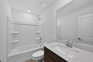 188 Berkshire Dr, Crystal Lake, IL 60014 - Photo 15