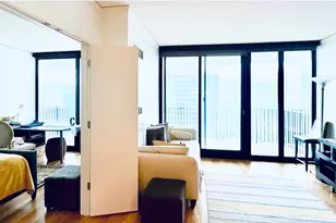 225 N Columbus Dr, Chicago, IL 60601 - Photo 9