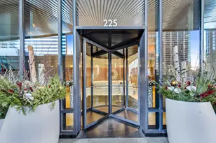 225 N Columbus Dr, Chicago, IL 60601 - Photo 3