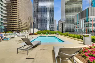225 N Columbus Dr, Chicago, IL 60601 - Photo 35