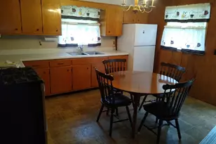 54 North St, New Burnside, IL 62967 - Photo 3