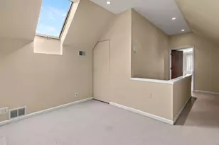 5601 N Ozark Ave, Chicago, IL 60631 - Photo 21