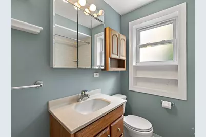 5601 N Ozark Avenue, Chicago, IL 60631 - Photo 27