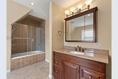 5601 N Ozark Avenue, Chicago, IL 60631 - Photo 19