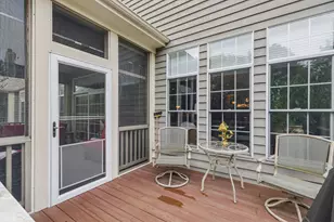 1017 Heron Way, Woodstock, IL 60098 - Photo 33