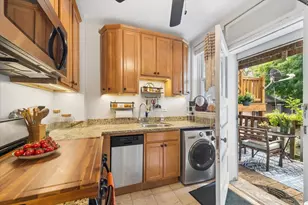 1243 W Thorndale Ave, Chicago, IL 60660 - Photo 7