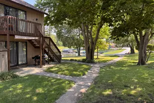 24 Jamaica Colony St, Fox Lake, IL 60020 - Photo 15