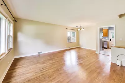 679 S Spring Road, Elmhurst, IL 60126 - Photo 3