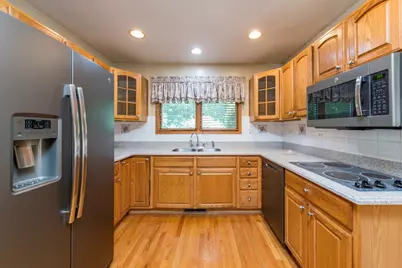1417 April Lane, Winthrop Harbor, IL 60096 - Photo 5